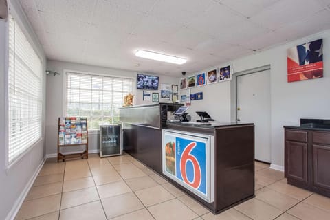 Motel 6 Walterboro, SC Hotel in Walterboro