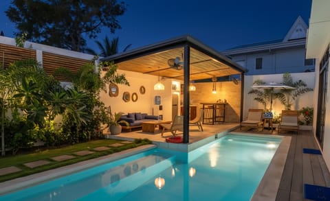 Private pool