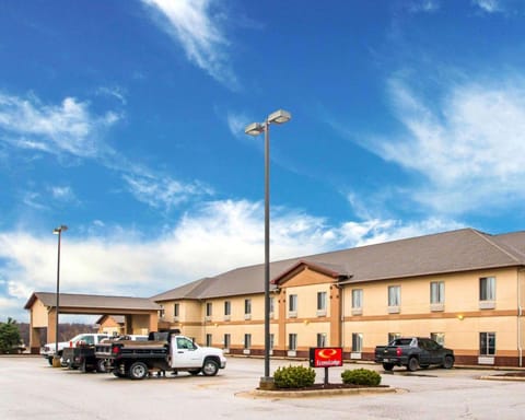Econo Lodge Anderson Hotel in Ozark Mountains