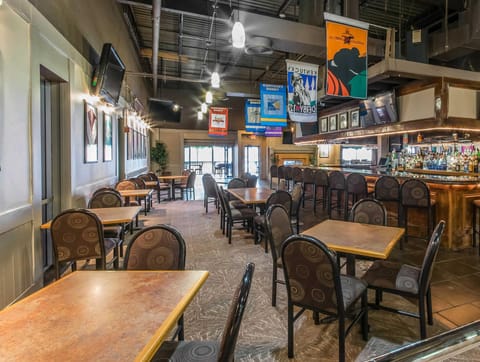 Radisson Hotel Louisville North Hotel in Clarksville