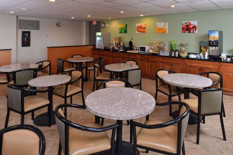 Quality Inn & Suites Matteson near I-57 Hotel in Indiana