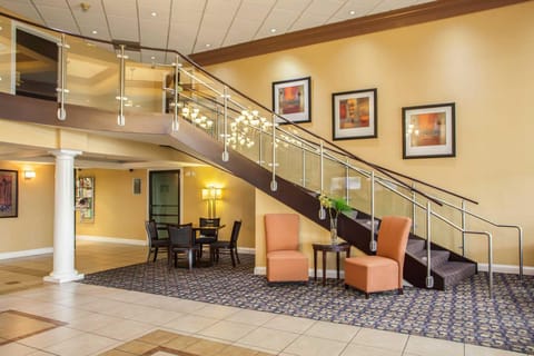 Quality Inn & Suites St Charles -West Chicago Hotel in Saint Charles