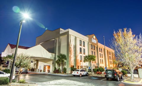 Comfort Inn & Suites Athens North Hotel in Athens