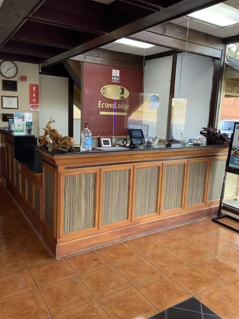 Perry Inn & Suites National Fairground I 75 Hotel in Perry