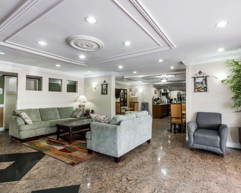 Quality Inn & Suites Atlanta Airport South Hotel in College Park