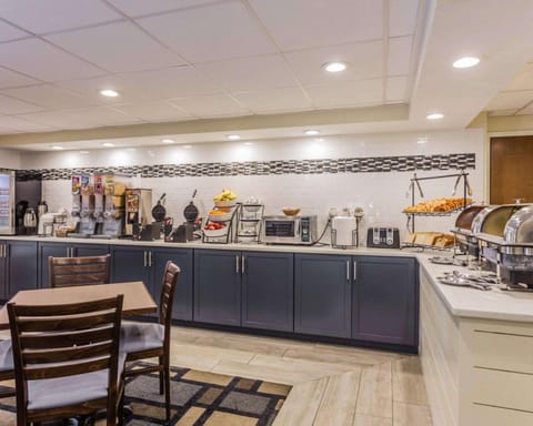 Quality Inn Mt. Pleasant - Charleston Hotel in Mount Pleasant