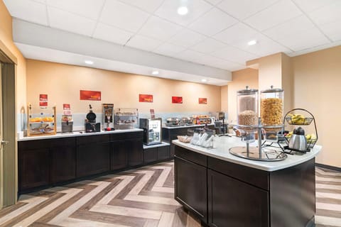 Best Western Plus Landmark Inn Hotel in Laconia