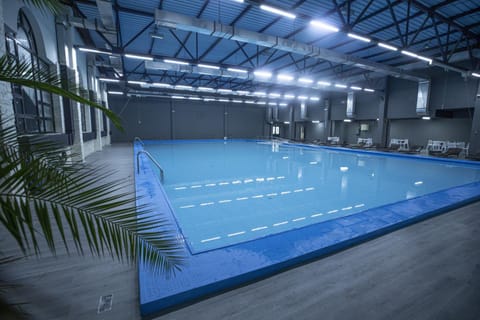 Swimming pool