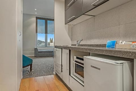 Mantra One Sandy Bay Road Hobart Hotel in Hobart