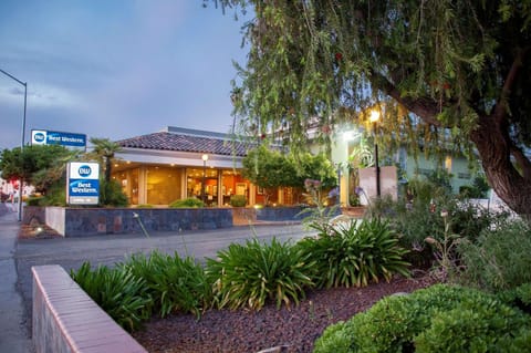 Best Western Village Inn Hotel in Fresno