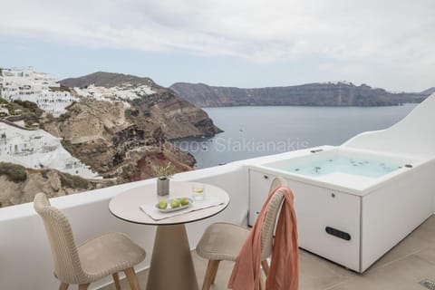 Aspaki by Art Maisons Hotel in Oia