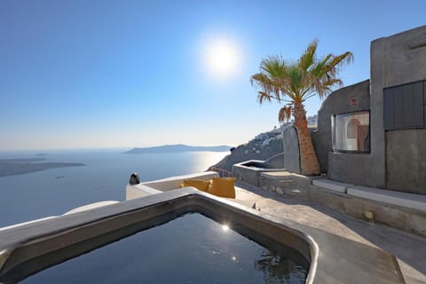 Sophia Luxury Suites Hotel in Imerovigli