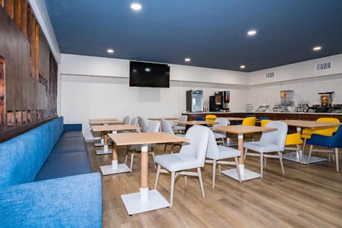 Comfort Inn & Suites River City Decatur Hotel in Decatur