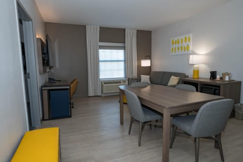 Comfort Inn & Suites River City Decatur Hotel in Decatur