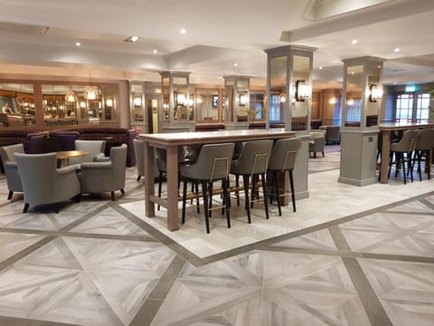 Bar/lounge