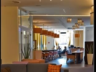 Bar/lounge