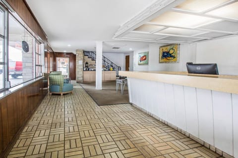 Rodeway Inn & Suites Winter Haven Chain of Lakes Hotel in Winter Haven