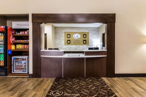 Comfort Suites Sioux Falls Mall District Hotel in Sioux Falls