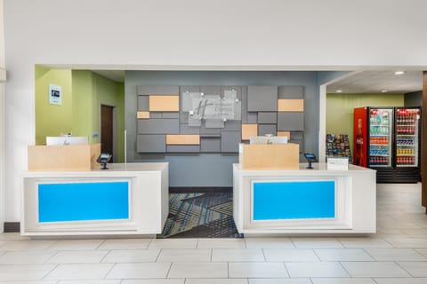 Holiday Inn Express & Suites Spring Hill By IHG Hotel in Spring Hill