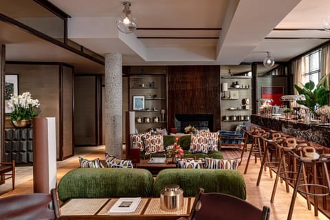 Bar/lounge