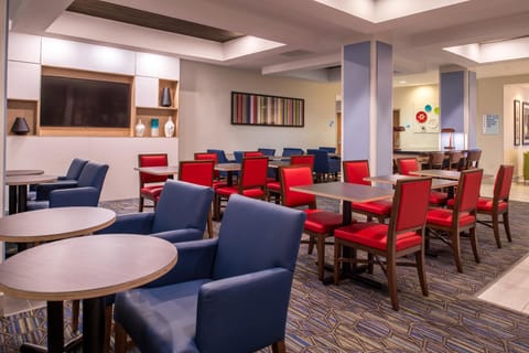 Holiday Inn Express Hotel & Suites Tampa-Anderson Road-Veterans Exp By IHG Hotel in Greater Carrollwood