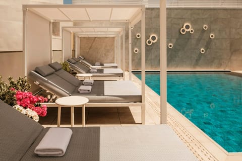 Courtyard by Marriott Sliema Hotel in Sliema