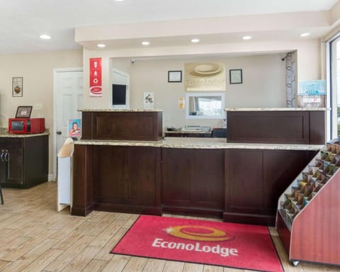 Econo Lodge Virginia Beach Town Center Hotel in Chesapeake