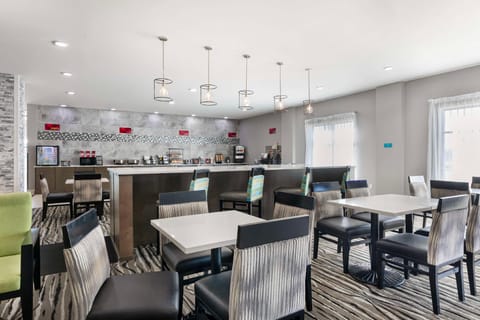 Best Western Plus Executive Residency Marion Hotel in Marion