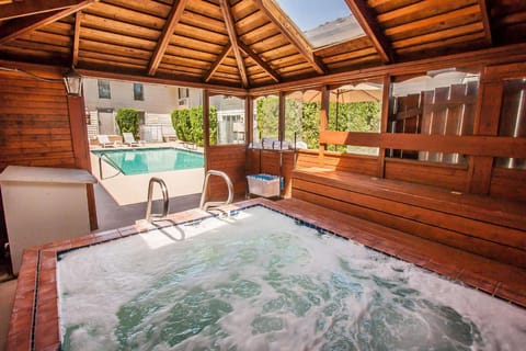 Quality Inn & Suites Vancouver - Hazel Dell Hotel in Vancouver