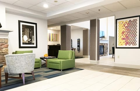 Holiday Inn Express Hotel & Suites White River Junction By IHG Hotel in Hartford