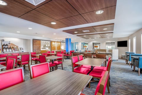 Holiday Inn Express Wisconsin Dells By IHG Hotel in Lake Delton