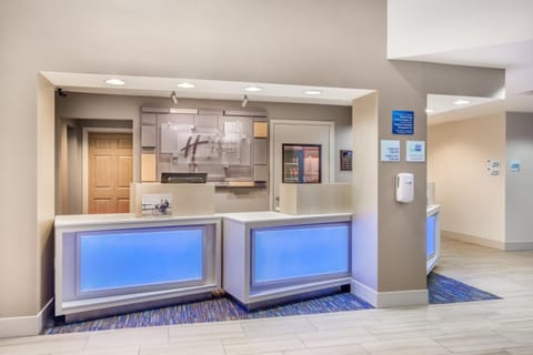 Holiday Inn Express Wisconsin Dells By IHG Hotel in Lake Delton