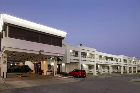 Contempra Inn Inn in Kenner