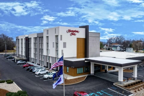Hampton Inn by Hilton New Albany Hotel in New Albany