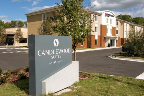 CANDLEWOOD SUITES - JACKSONVILLE - MAYPORT By IHG Hotel in Atlantic Beach