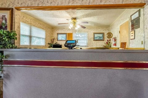 Econo Lodge Worthington - Columbus North Hotel in Worthington