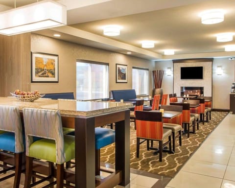 Comfort Suites Columbus West- Hilliard Hotel in Ohio