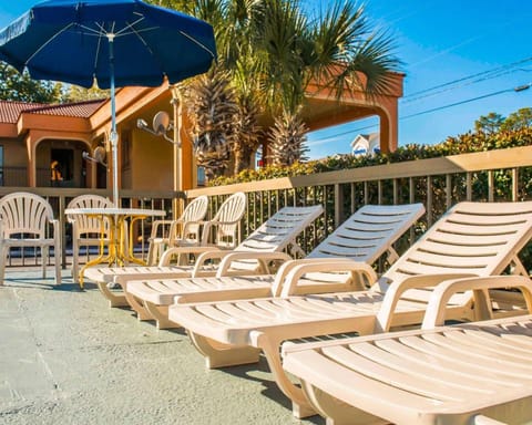 Econo Lodge Panama City St. Andrews Hotel in Highway 30A Florida Beach