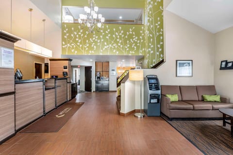 Sleep Inn Naperville - Chicago Hotel in Warrenville