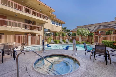 Best Western Plus Inn of Hayward Hotel in Hayward