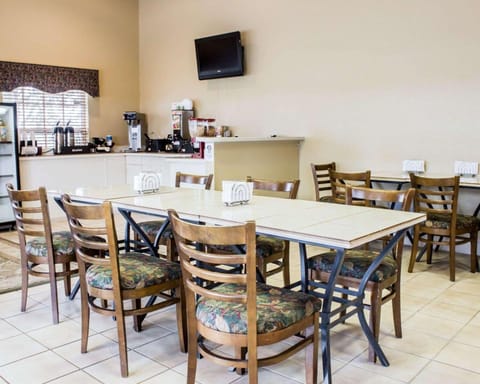 Rodeway Inn & Suites Haines City - Winter Haven Hotel in Haines City