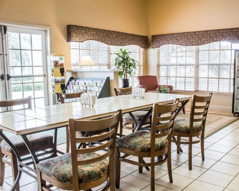 Rodeway Inn & Suites Haines City - Winter Haven Hotel in Haines City