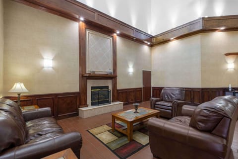 Baymont by Wyndham Colorado Springs Hotel in Black Forest