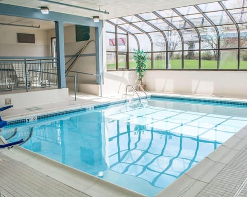 Comfort Suites Hagerstown Southeast Hotel in Hagerstown