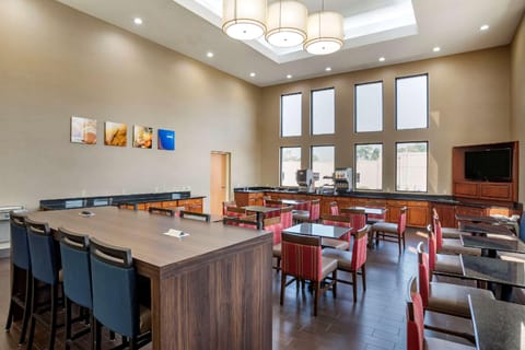 Comfort Suites Hagerstown Southeast Hotel in Hagerstown