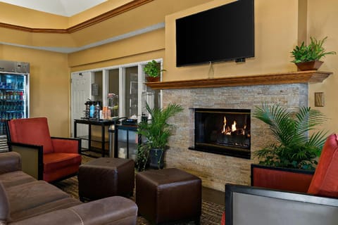 Comfort Suites Saginaw North Hotel in Michigan
