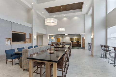 Holiday Inn Express Hotel & Suites Sacramento Airport Natomas By IHG Hotel in Sacramento