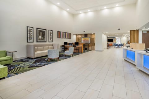 Holiday Inn Express Hotel & Suites Louisville East By IHG Hotel in Jeffersontown