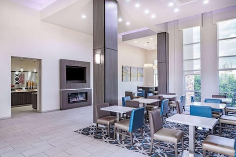 La Quinta Inn & Suites by Wyndham Chattanooga - East Ridge Hotel in East Ridge