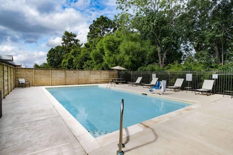 La Quinta Inn & Suites by Wyndham Chattanooga - East Ridge Hotel in East Ridge